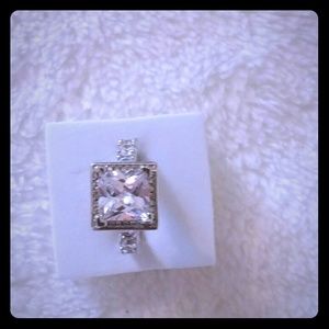 925 silver ring with zirconia stones